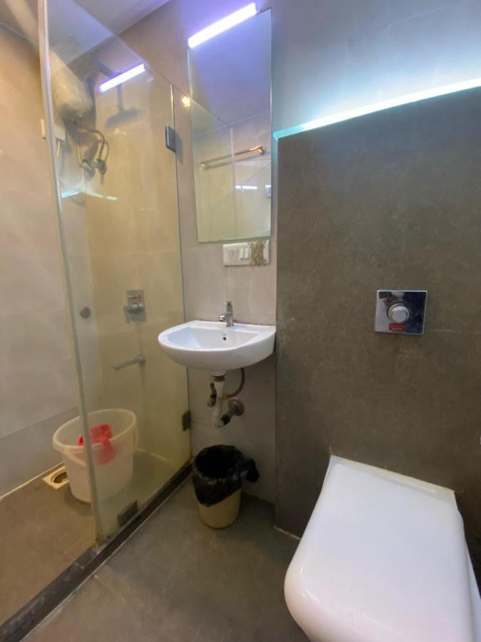 Hotel Airport Prime -near International Airport Andheri East Mumbai (Bombay)